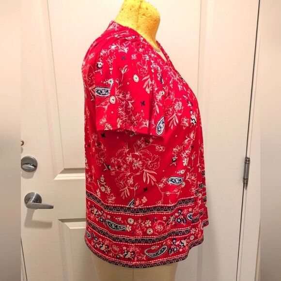 EUC Style & Co 1X Red Floral Paisley Top with Pleated Statement Neckline - Picture 6 of 9